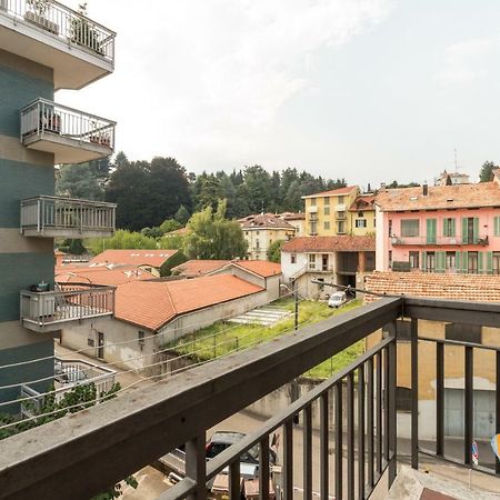 Bilocale Centro Biella Apartamento Exterior foto